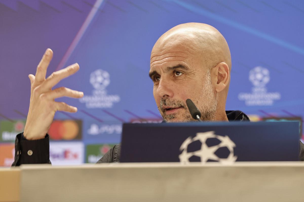 El entrenador del Manchester City, el español Pep Guardiola, durante la rueda de prensa ofrecida este martes en el estadio Santiago Bernabéu, en Madrid.