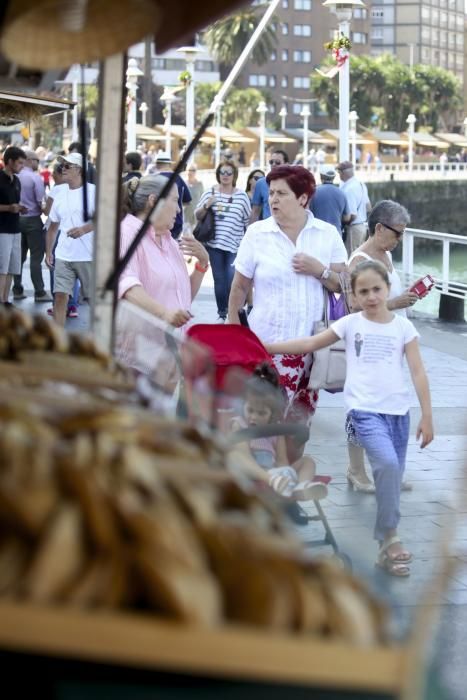 Entrega de los premios del Mercadín de la XXV edición de la Fiesta de la Sidra Natural