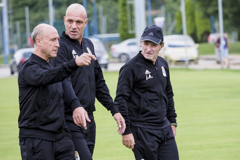 Entrenamiento del Oviedo en el Requexon