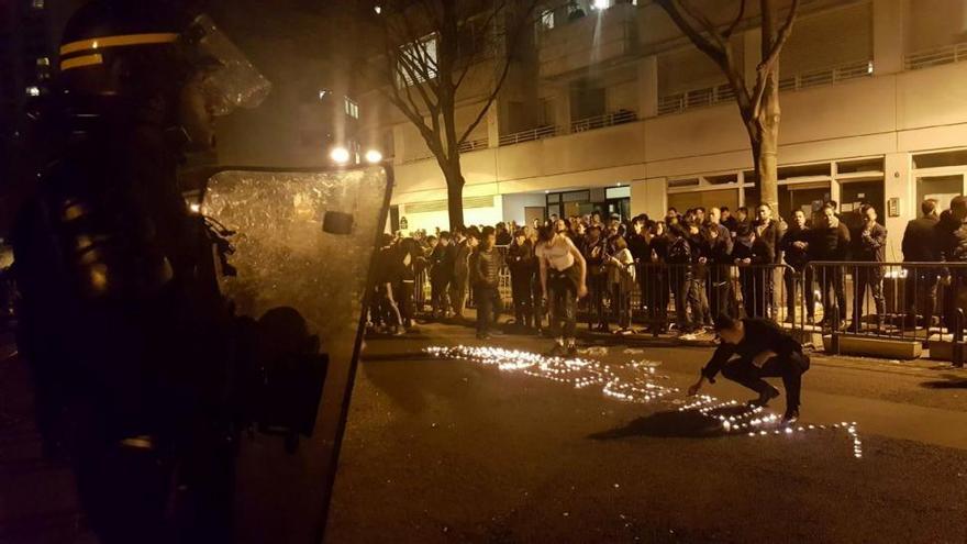 Violenta protesta de chinos en París por la muerte de un compatriota