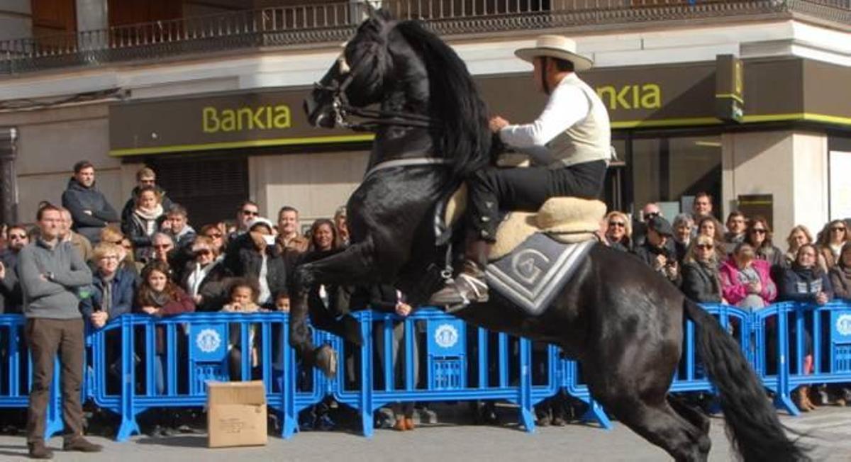 Sant Antoni llenó en Canet