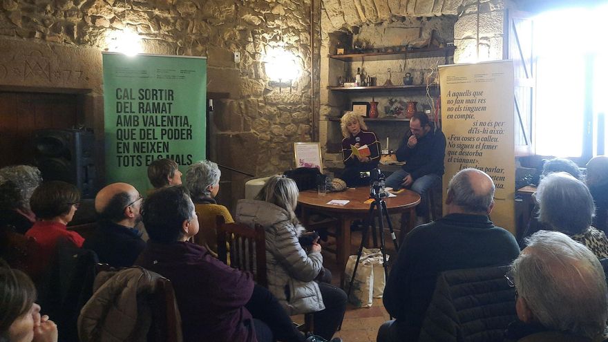Xerrada amb la periodista Mònica Terribas en un acte de l'Actua d'edicions anteriors