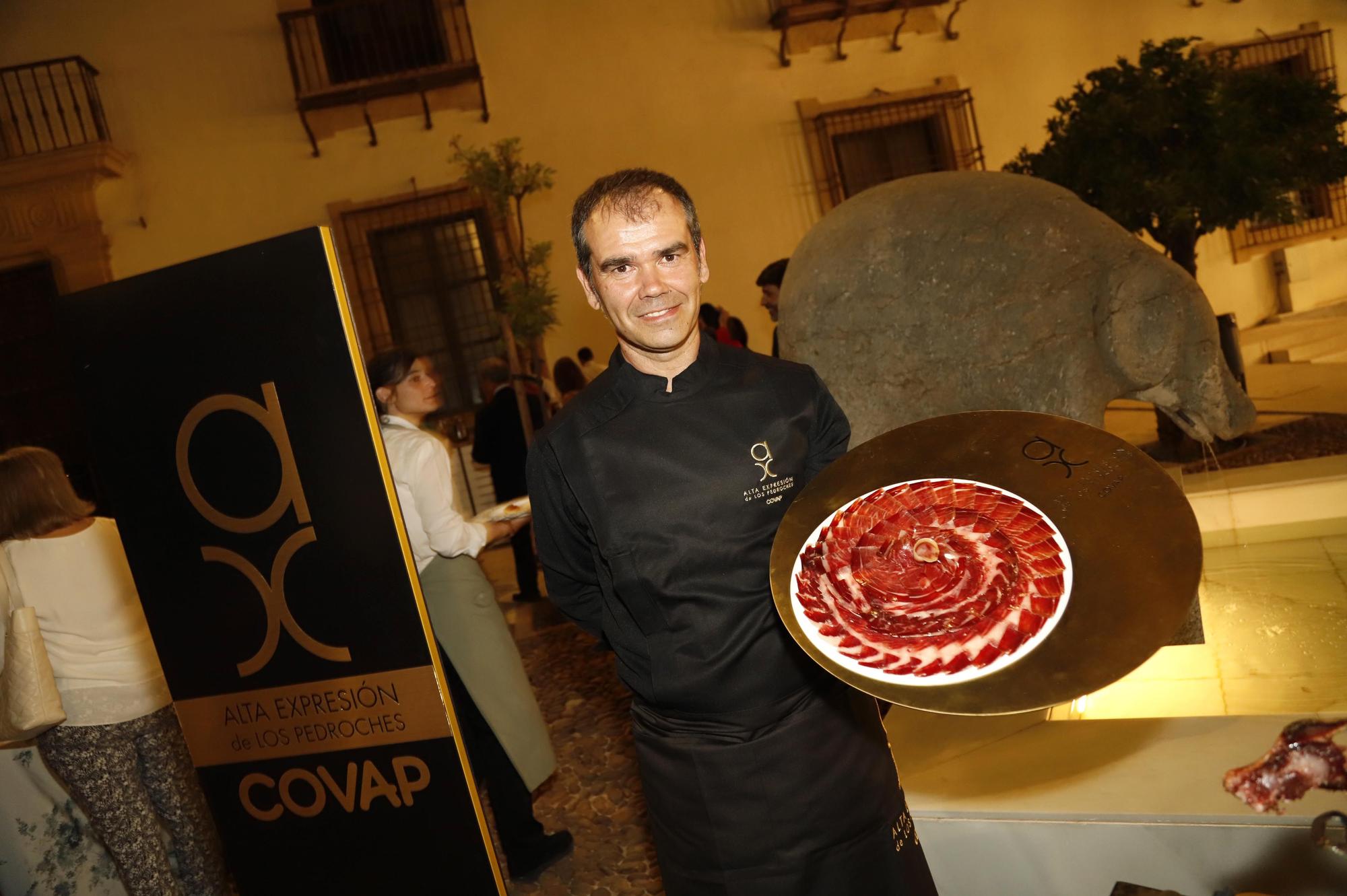 Santiago Díaz cortador de jamón. (Jamón de Bellota 100% Ibérico Alta Expresión de Los Pedroches de COVAP)