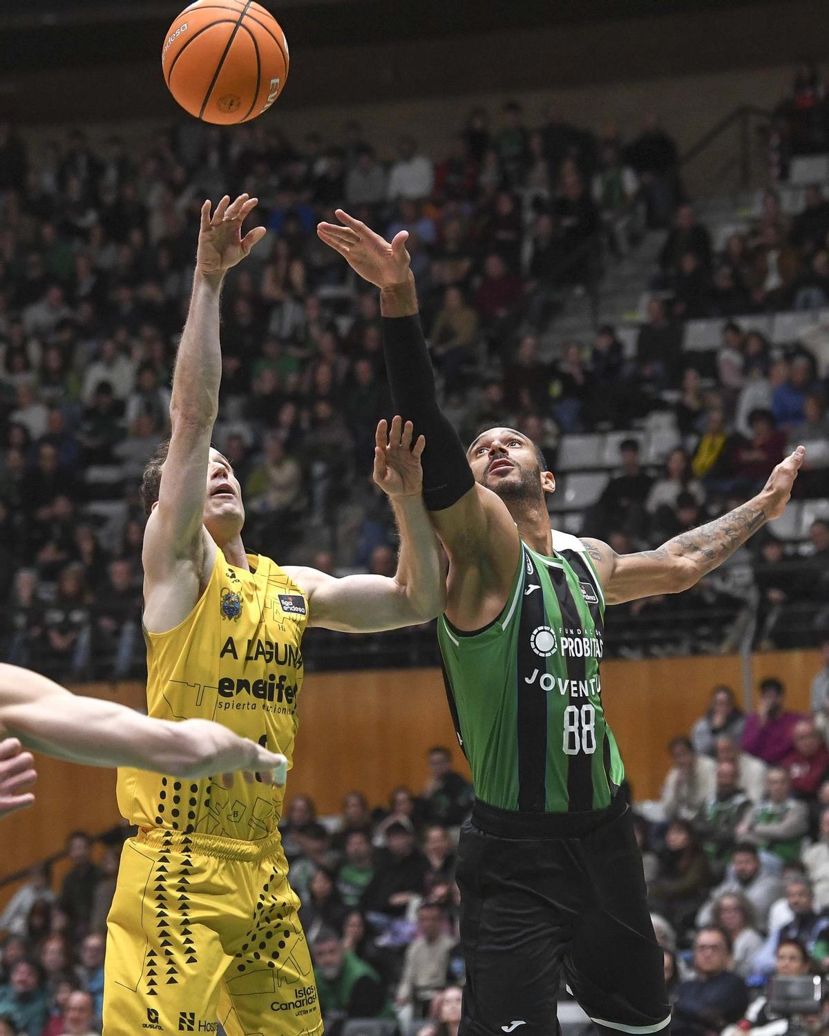 Imágenes del partido Joventut - La Laguna Tenerife Imágenes del partido Joventut - La Laguna Tenerife