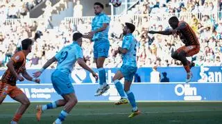 El Málaga CF se lo pasa de "traca matraca" en el derbi (3-0)