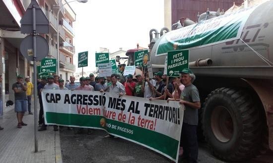 Protesta amb tractors a Berga