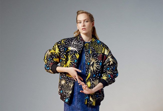 Estampado sideral: editorial 'Boom! Boom!' de Bimba y Lola