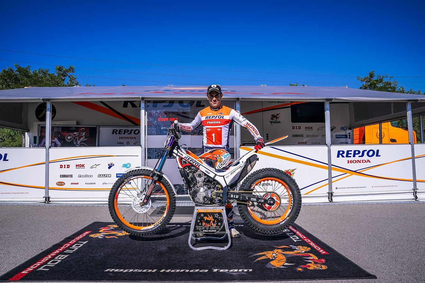 Toni Bou seguirá en el Repsol Honda