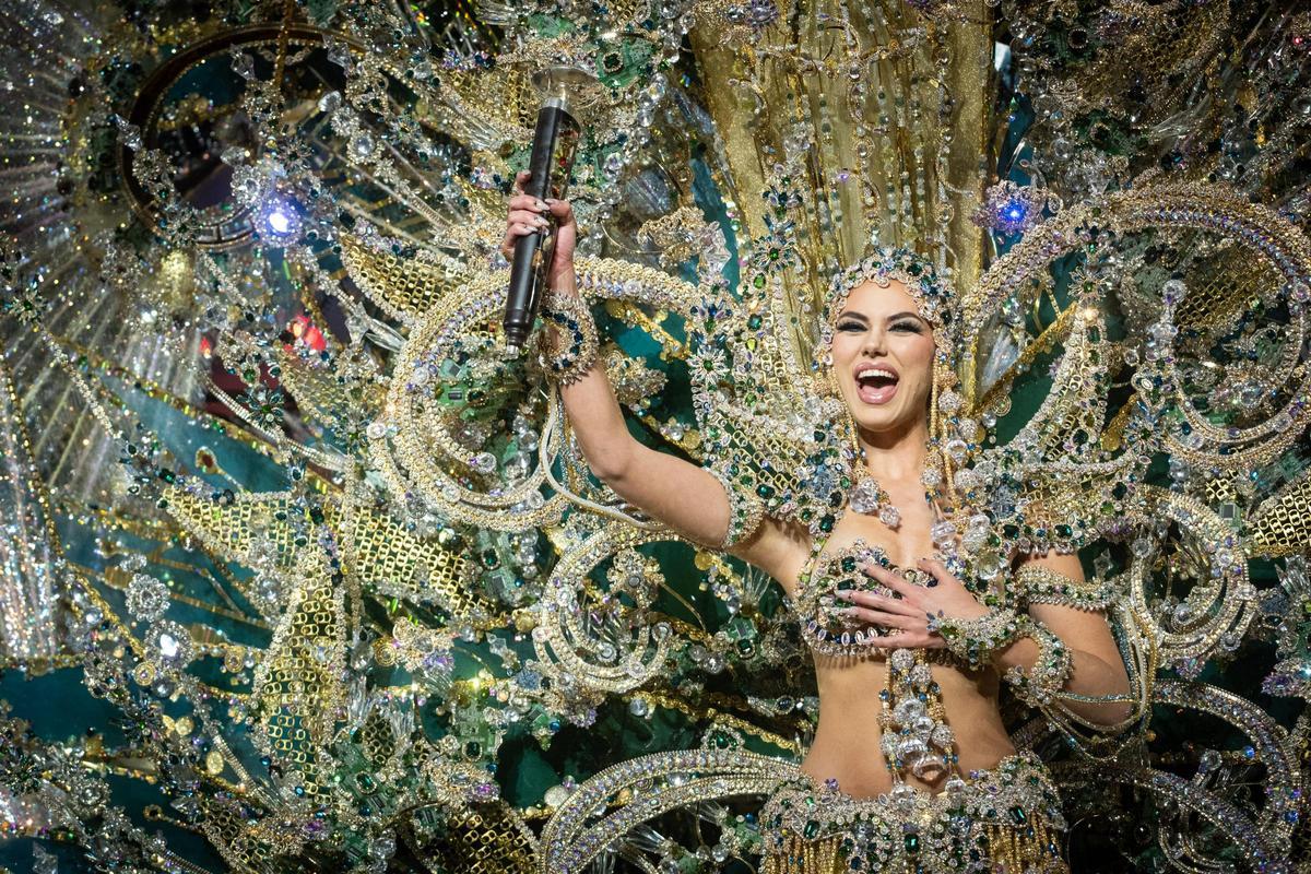 Elizabeth Ledesma Laker, reina del Carnaval de Santa Cruz de Tenerife 2025.