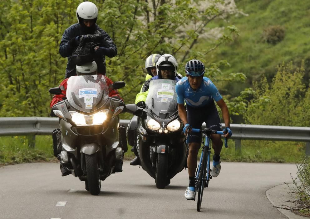 Segunda etapa de la Vuelta a Asturias entre Ribera de Arriba y el Alto del Acebo.