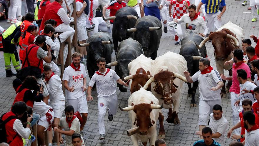 El alcalde de Pamplona confirma la suspensión de los Sanfermines 2021 por la pandemia