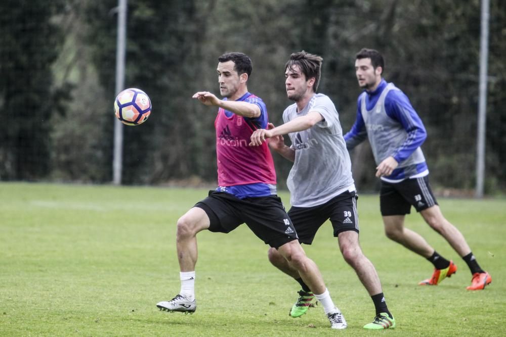 Entrenamiento del Real Oviedo en El Requexón