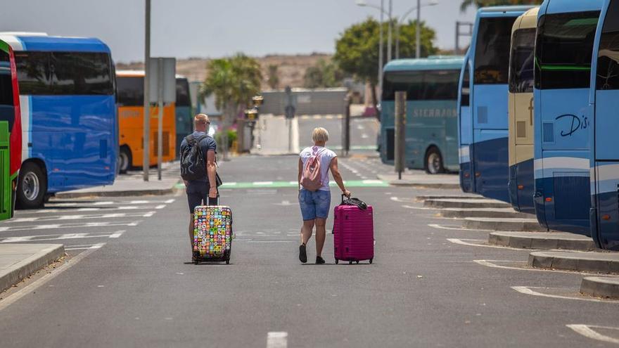 La economía canaria da síntomas de una inminente desaceleración con la inflación por las nubes