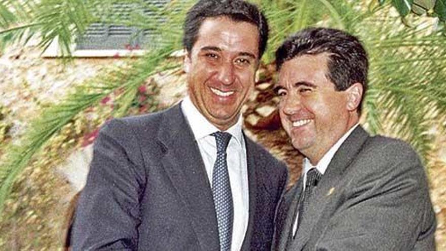 Jaume Matas y Eduardo Zaplana, en la toma de posesiÃ³n del primero en 1999.