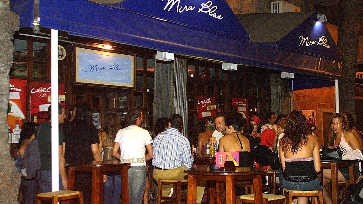 El bar Mira Blau del Paseo Marítimo, uno de los locales que se une a la iniciativa La Milla del Marítimpo