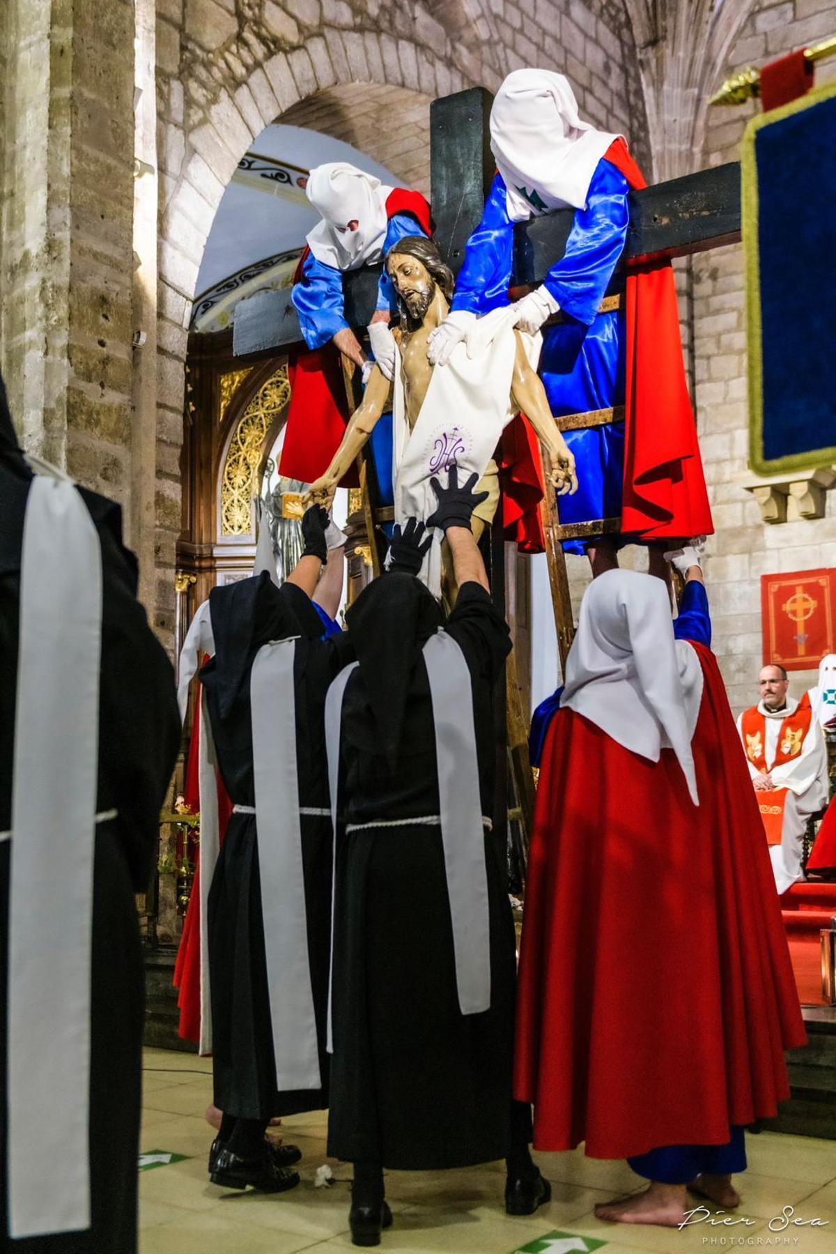 El Desenclavo, este año realizado dentro de la iglesia de San Nicolás.