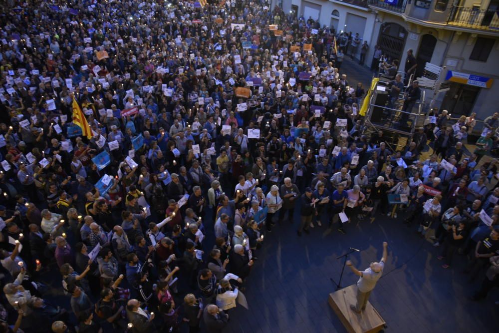 Concentració a la plaça Major de Manresa