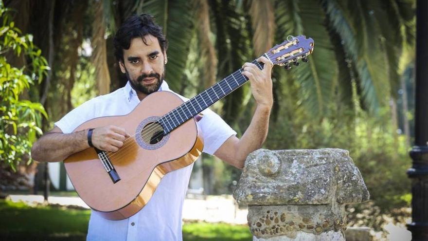 Daniel Casares, guitarrista y compositor: &quot;Un flamenco, sí o sí, tiene que pasar por Extremadura&quot;