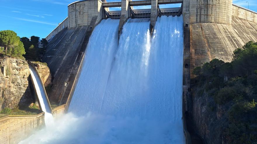 La CHE alerta de crecidas súbitas importantes en barracos y pequeños afluentes del Ebro