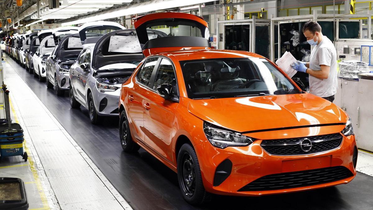 La línea donde se ensambla hoy el Opel 'Corsa' y el Lancia 'Ypsilon' asumiría la producción del '208'.