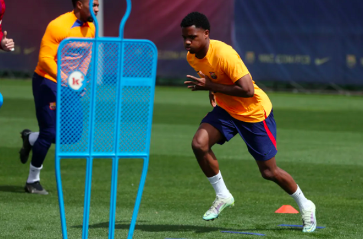 Ansu Fati, en un entrenamiento en la ciudad deportiva del Barça.