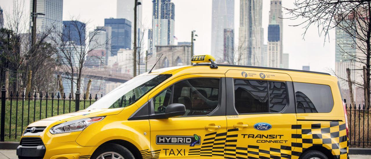 Modelo de la furgoneta Ford Transit Connect, que se utiliza en Estados Unidos, sobre todo para el taxi.