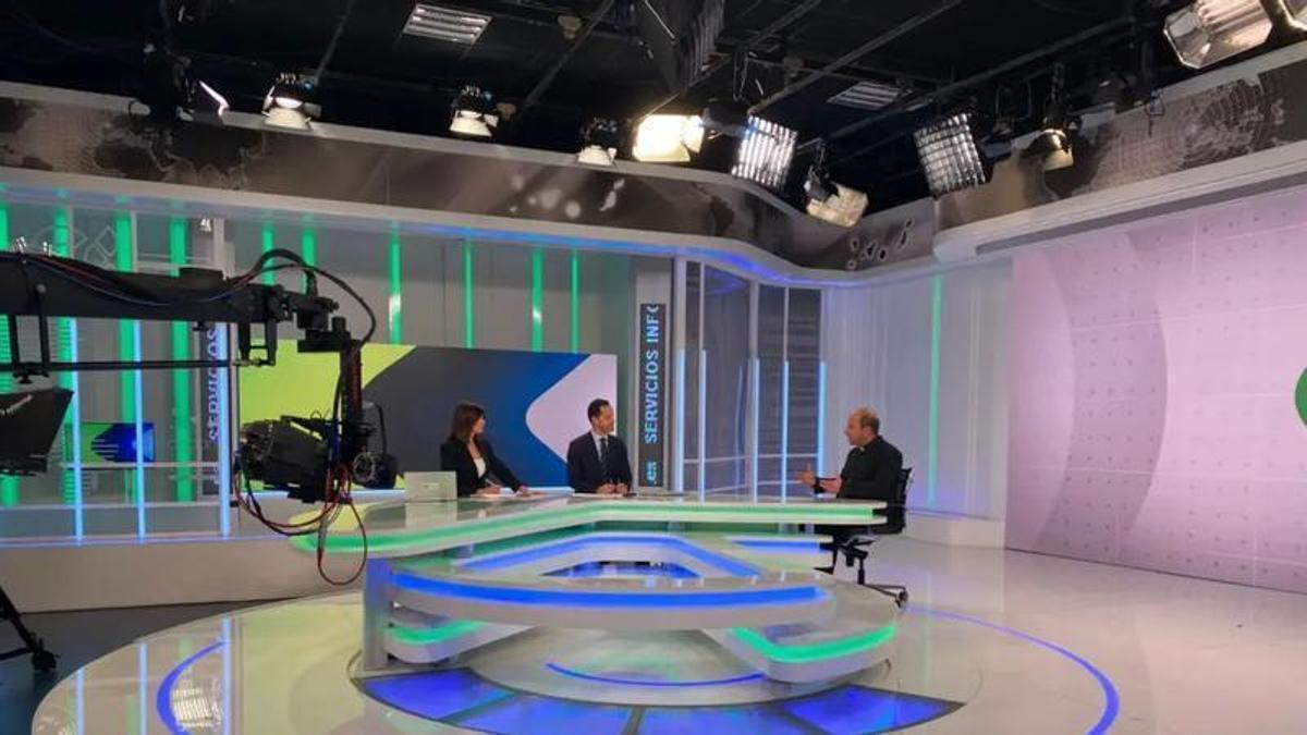 Servicios informativos de Televisión Canaria.