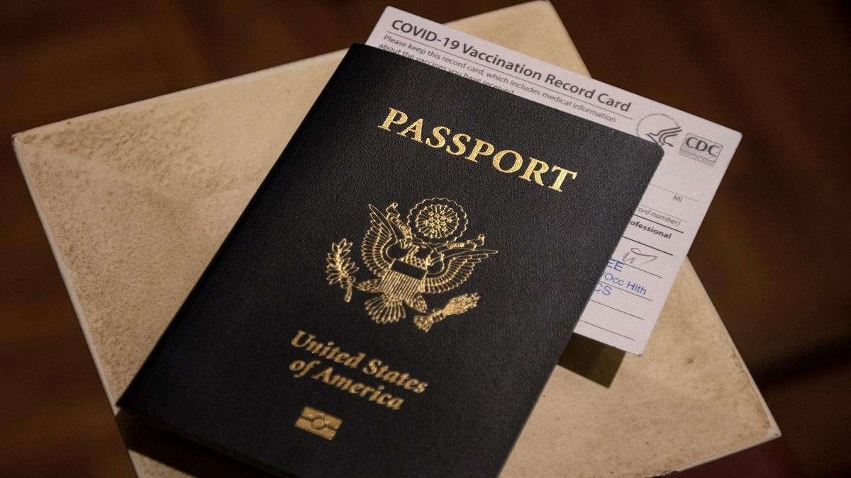 Pasaportes Covid falsos a la venta en plataformas online