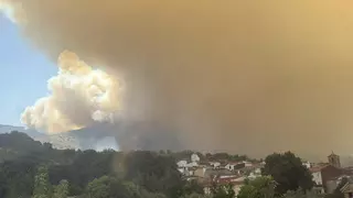 El incendio de Jarilla, sobre Casas del Monte