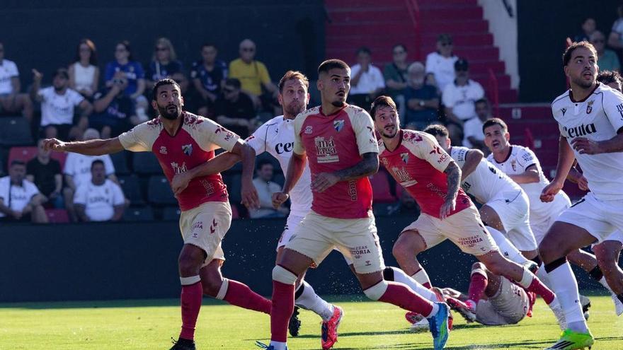 Derrota del Málaga CF frente al AD Ceuta en el Alfonso Murube (2-1)