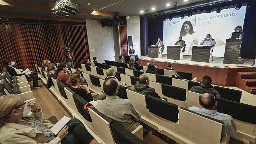 Ayer se inauguró el encuentro formativo en el CaixaForum. | MANU MIELNIEZUK