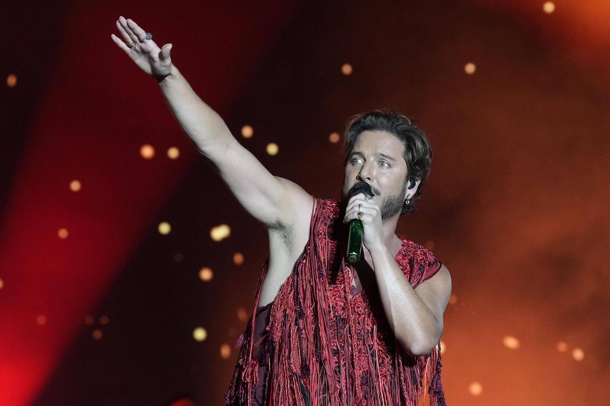 Manuel Carrasco toca en el Palau Sant Jordi dentro de su gira Salvaje