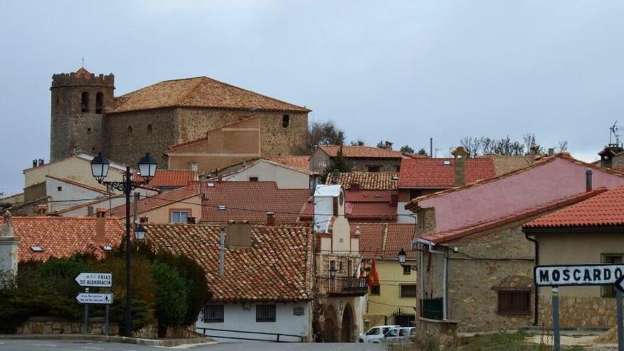 El pueblo 'más pesado' de España está en Aragón: un pequeño oasis de piedra entre barrancos y pinares