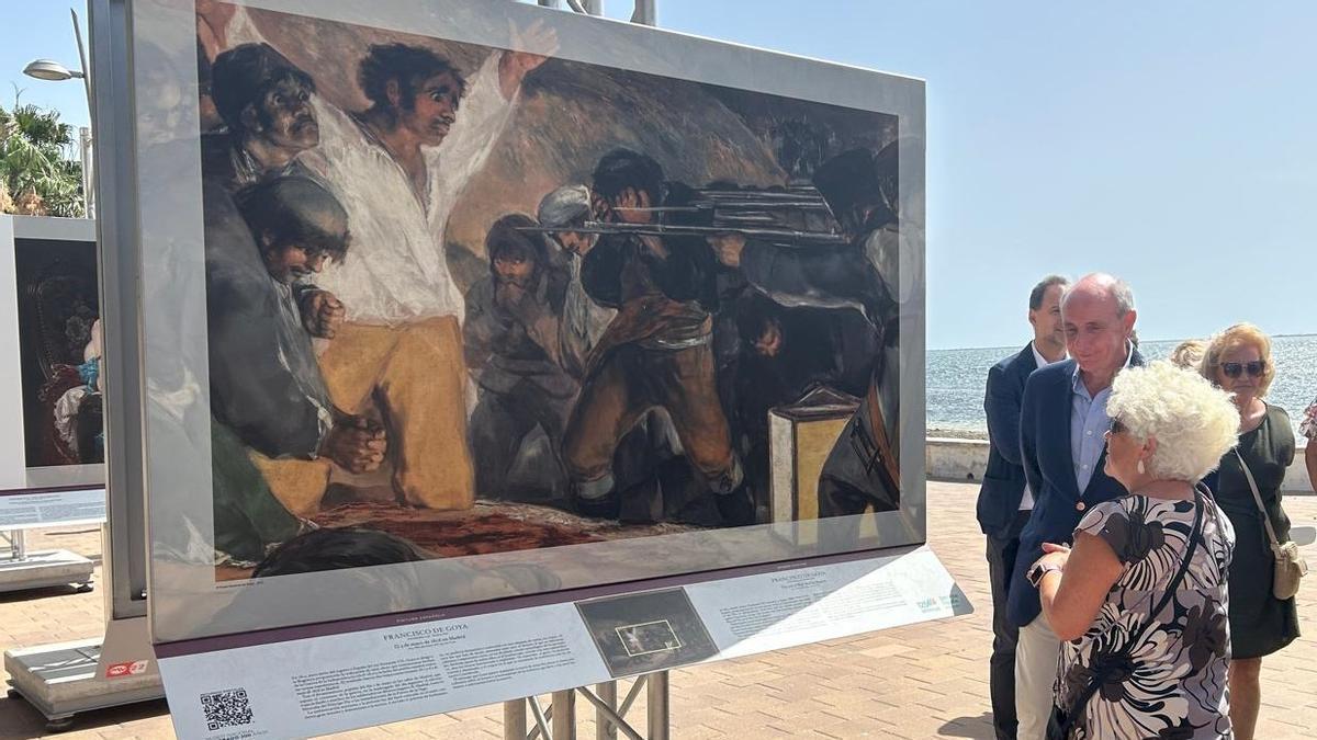 San Javier se convierte en un museo al aire libre gracias al ‘Prado en las Calles’