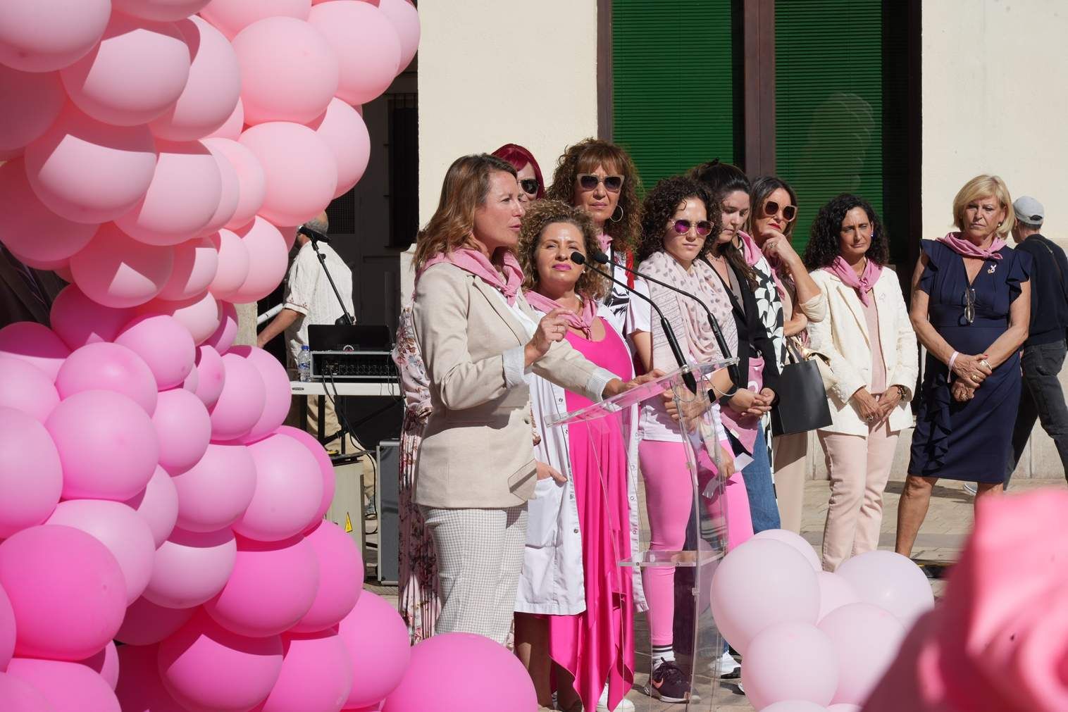 Galería de imágenes: Acto institucional por el Día Mundial Contra el Cáncer de Mama