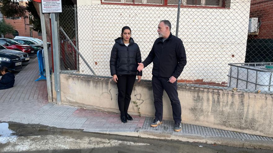 El PSOE denuncia una fuga de agua que persiste ocho meses en la pedanía murciana de Cabezo de Torres