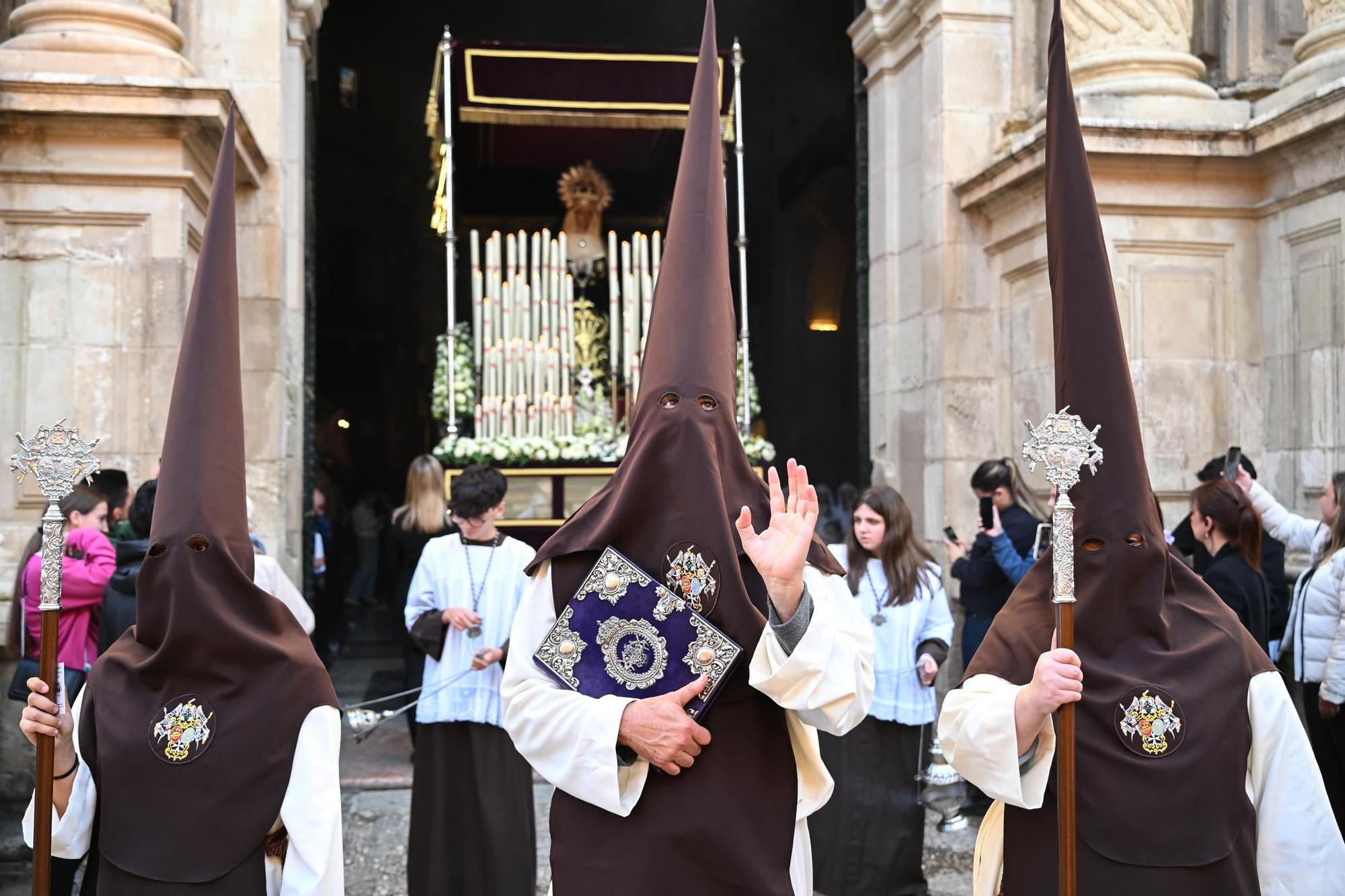 Las mejores imágenes del Martes Santo en Elche