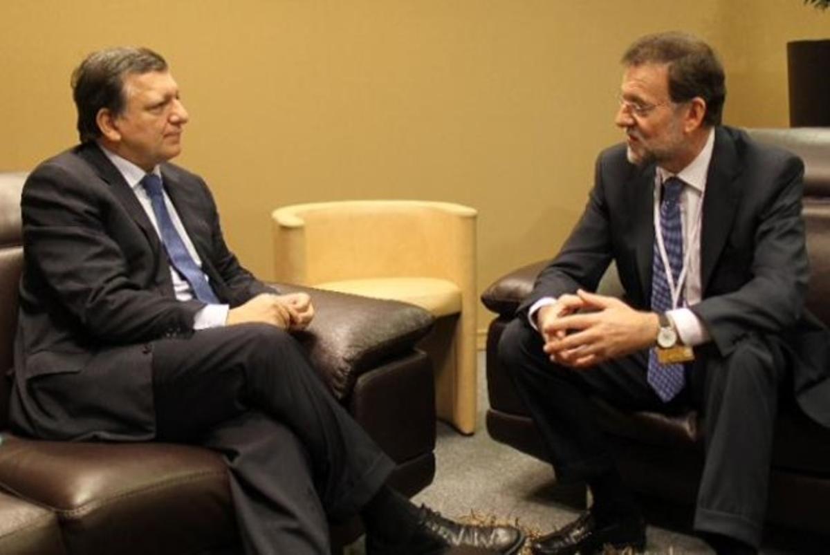 Mariano Rajoy (dreta), durant la reunió que ha mantingut amb Durao Barroso, aquest dijous, a Marsella.
