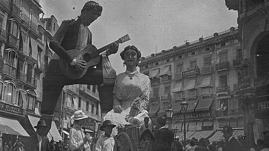 Un espacio para el "Tio Pep" en la nueva Plaza de la Reina