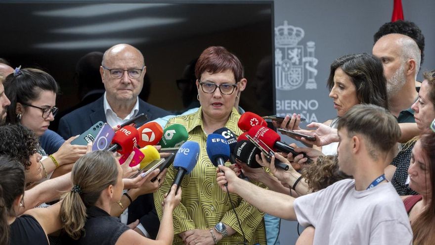 Canarias exige que el traslado de menores migrantes a la Península &quot;se haga ya&quot;