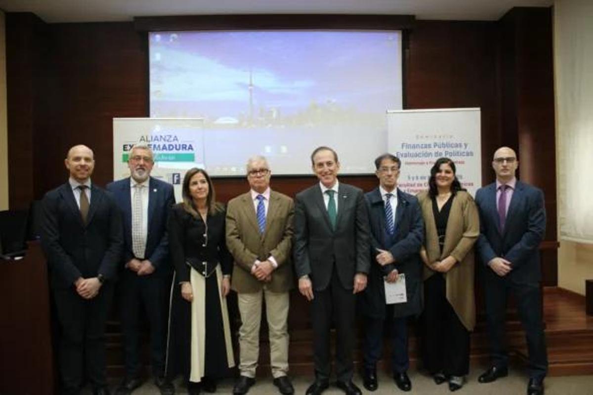 Presentación del II Barómetro del Consumidor Sénior de Extremadura.