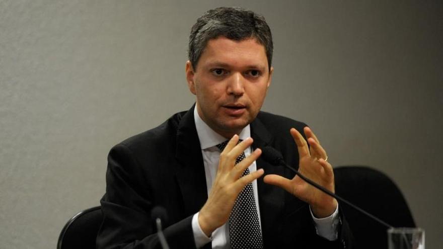 Dimite el nuevo ministro anticorrupción de Brasil por el escándalo de Petrobras
