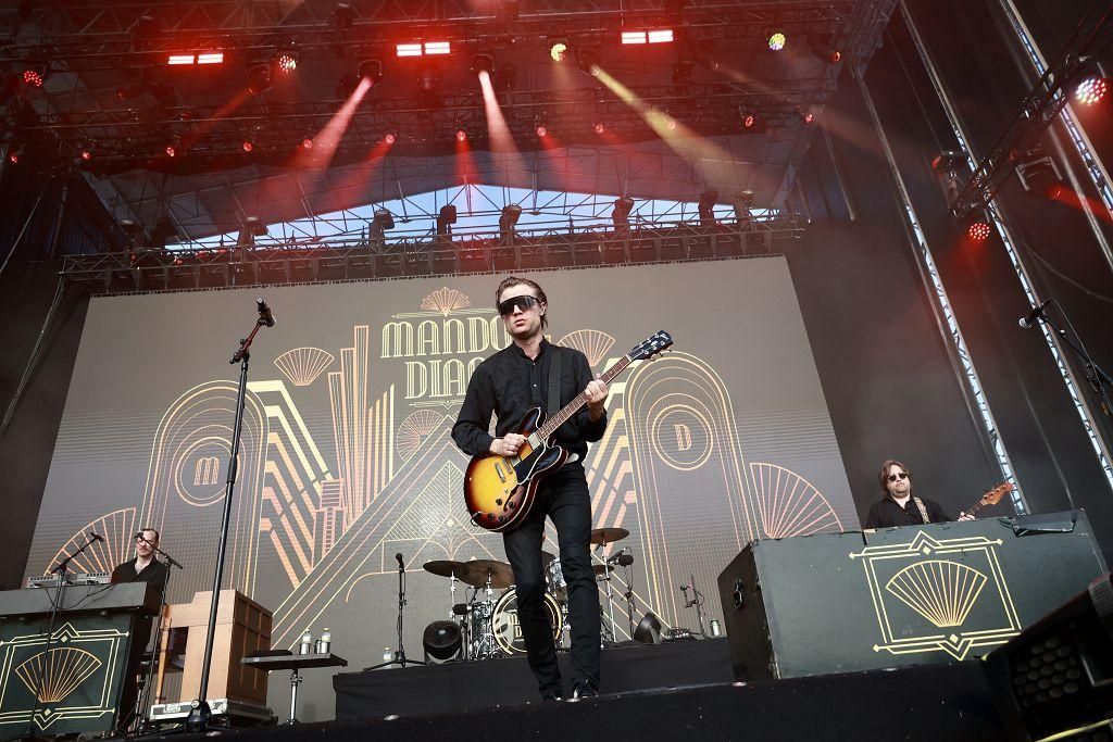 Actuación de Mando Diao y ambiente en el Warm Up (II)