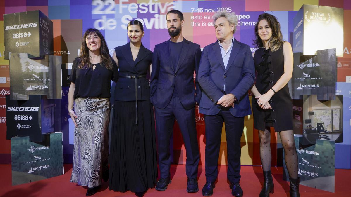 Fotogalería | La alfombra roja de la presentación de 'En silencio'