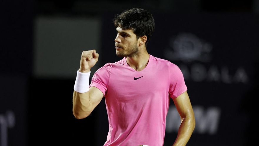 Carlos Alcaraz inicia la reconquista del número uno en Indian Wells