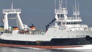 La tripulació del ‘Villa de Pitanxo’ va estar cinc hores a la deriva al bot salvavides