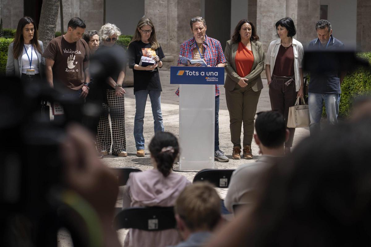 Las victimas de la dana tras reunirse Pedro Sanchez en la Delegacion de Gobierno de Valencia. Habla Christian Lesaec, de la asociación de damnificados de l'Horta Sud.