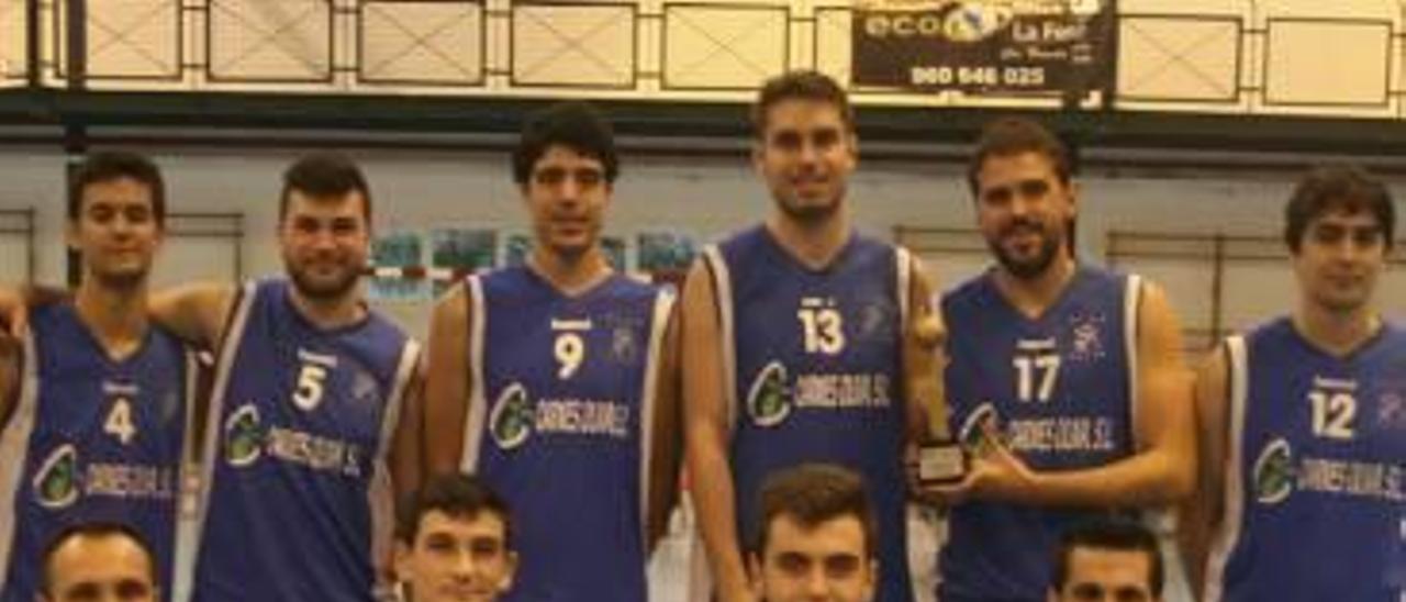 El CB Carnes Oliva supera la zona del Crevillent y gana 66-81