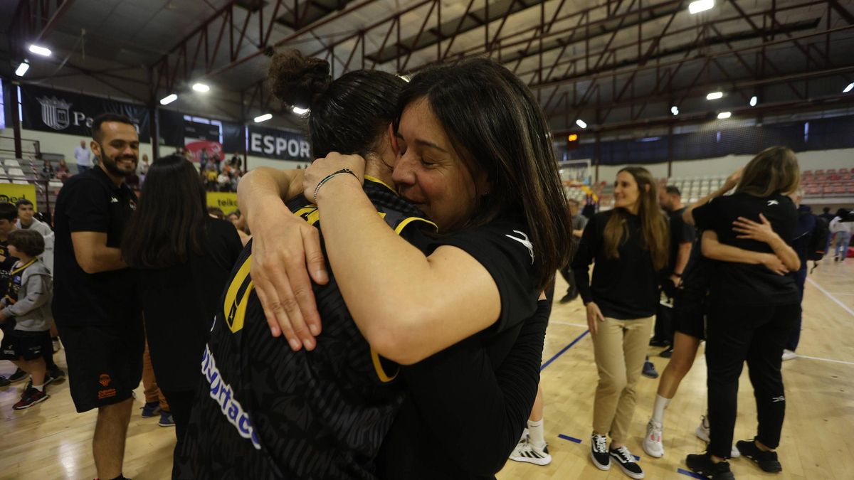 Glòria Estopà, durante la celebración de la clasificación para la Final Four de la LF Challenge