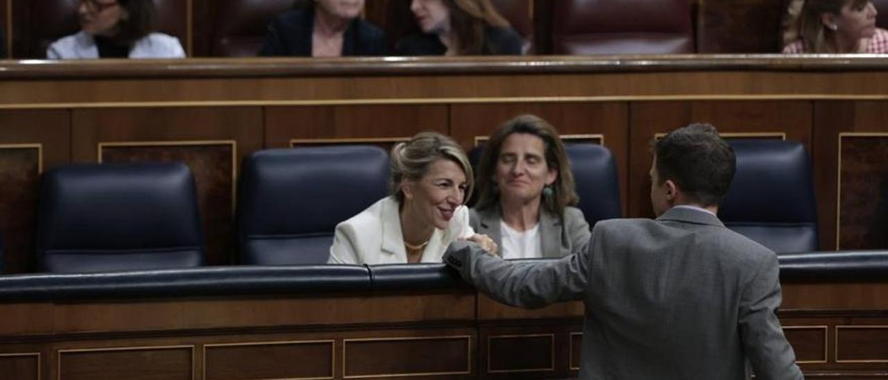 Yolanda Díaz e Iñigo Errejón durante el debate de la moción de censura en el Congreso.